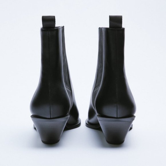 NWT Pointed Toe Black Cowboy Boots, 9 - Picture 4 of 4